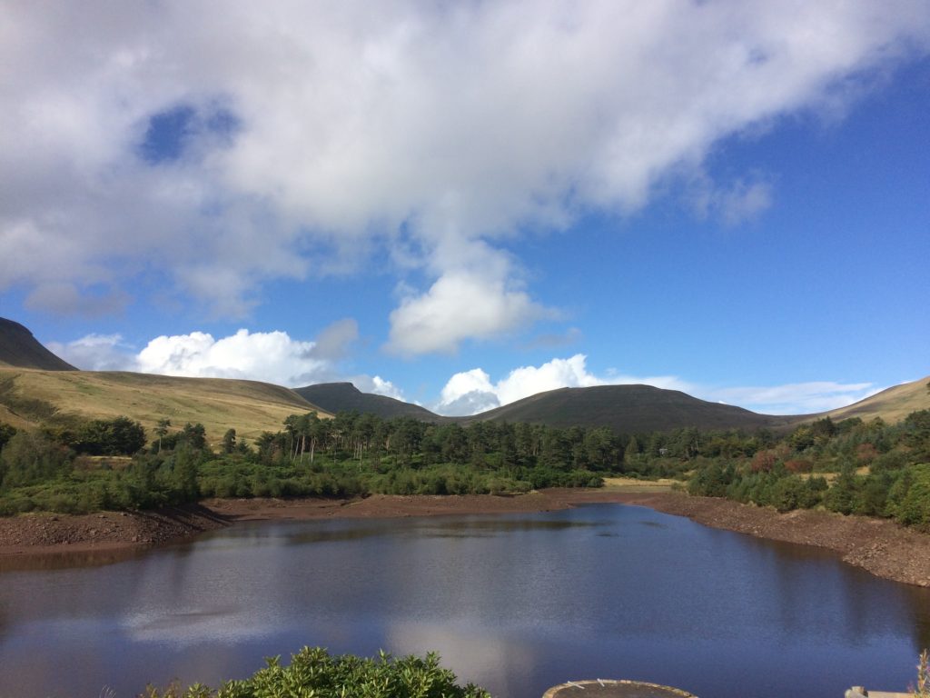 The reservoir -Hiking in the Brecon Beacons- Travelfaceblog