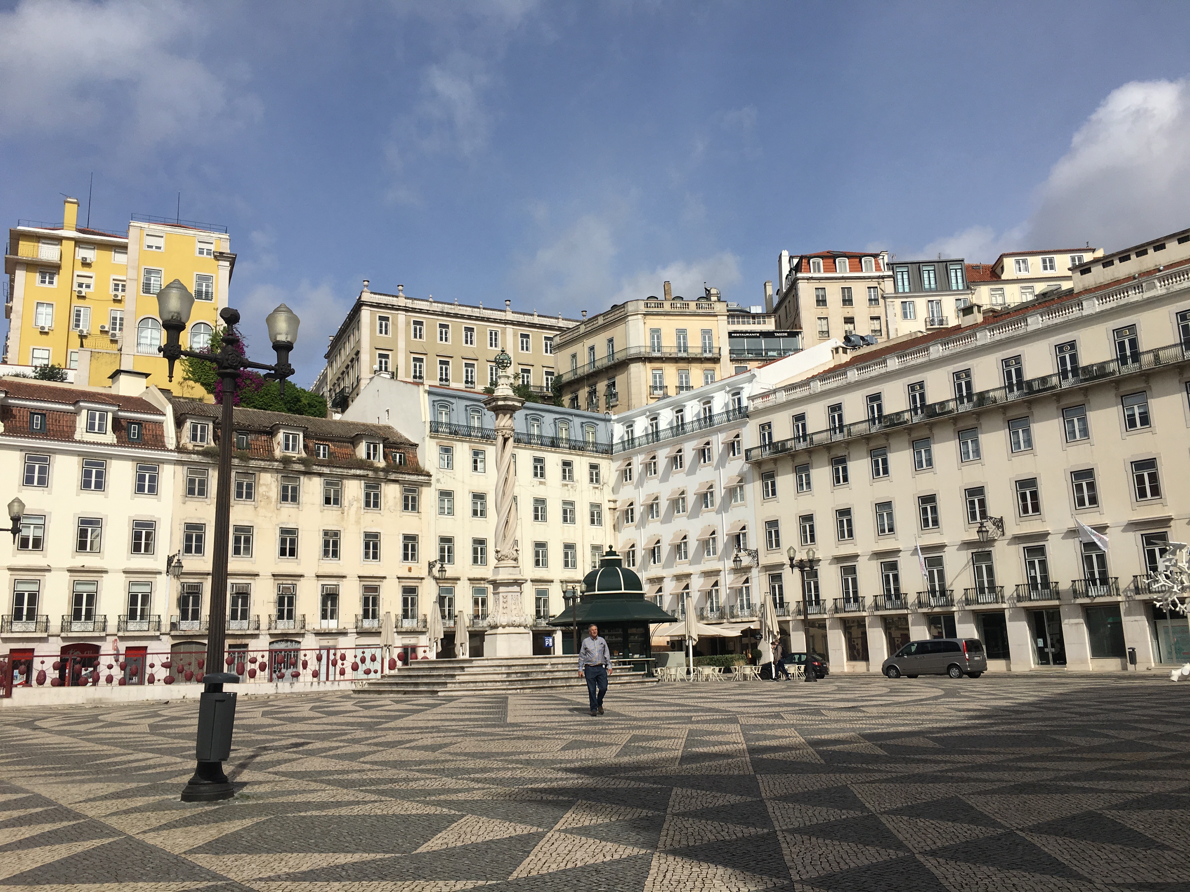 Square in Lisbon, Lisbon must dos